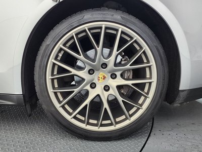 2018 Porsche PANAMERA 照片 8