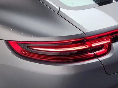 2018 Porsche PANAMERA 照片 10