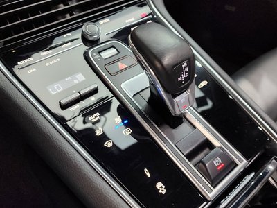 2018 Porsche PANAMERA — миниатюра 12