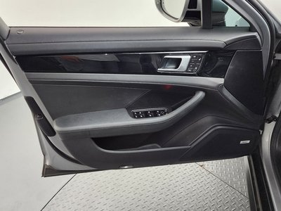 2018 Porsche PANAMERA — миниатюра 14