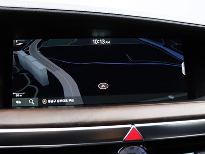 2019 Genesis G90 thumbnail 14
