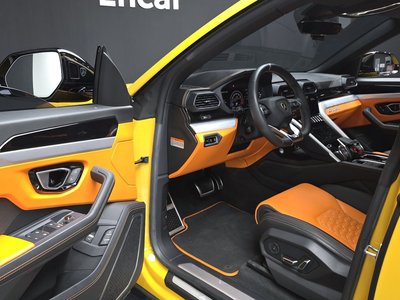 2020 Lamborghini URUS 照片 10