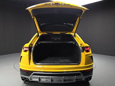 2020 Lamborghini URUS thumbnail 20