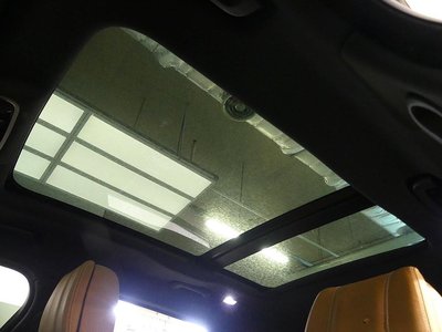 LAND ROVER RANGE ROVER VELAR - 10