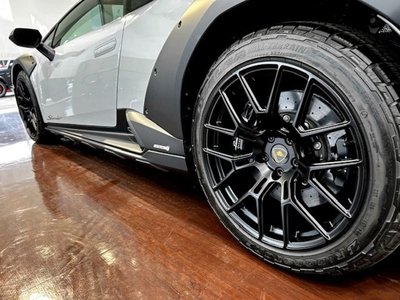 LAMBORGHINI HURACAN - 9