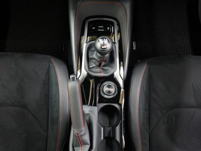 2025 Toyota GR COROLLA — миниатюра 32