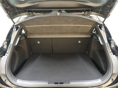 2025 Toyota GR COROLLA — миниатюра 11