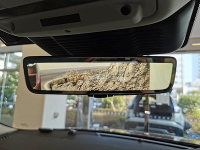 صورة 3 لـ 2025 LAND Rover RANGE ROVER EVOQUE