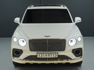 2022 Bentley BENTAYGA photo 2