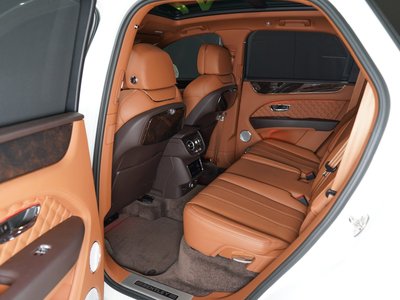 2022 Bentley BENTAYGA thumbnail 12
