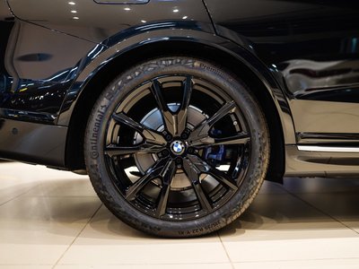 BMW X7 - 8