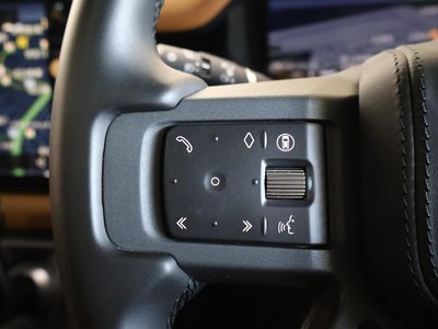 2024 LAND Rover DEFENDER thumbnail 25