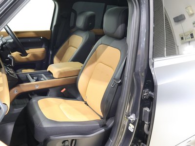 2024 LAND Rover DEFENDER photo 3