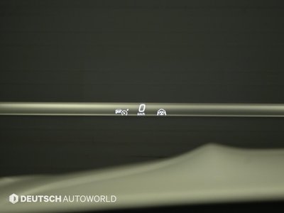 2025 Mercedes-BENZ GLS — миниатюра 17