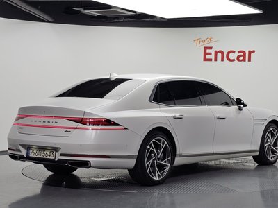 صورة 4 لـ 2022 Genesis G90 (RS4)