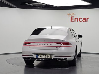صورة 3 لـ 2022 Genesis G90 (RS4)