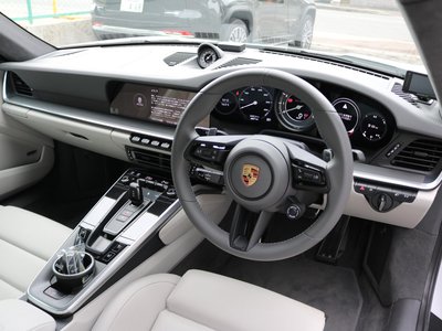 PORSCHE 911 - 9