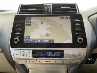 TOYOTA LAND CRUISER PRADO - 7