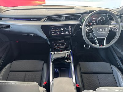 AUDI Q8 SPORTBACK E-TRON - 3