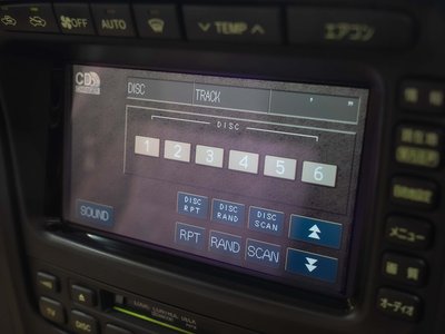 TOYOTA LAND CRUISER 100 - 9