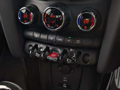 2020 MINI COOPER — миниатюра 17