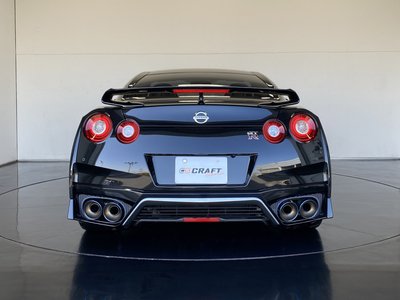 NISSAN GT-R - 3