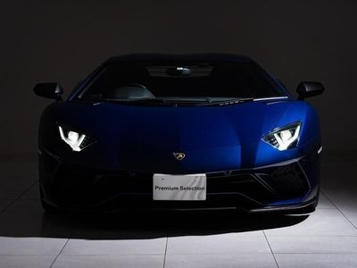 LAMBORGHINI AVENTADOR - 5