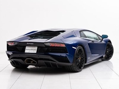 LAMBORGHINI AVENTADOR - 9