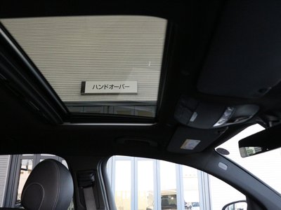 MERCEDES-BENZ EQC - 3