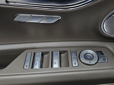 2023 Genesis GV80 thumbnail 29