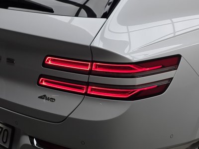 GENESIS GV80 - 10