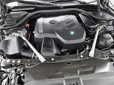 صورة 7 لـ 2025 BMW 5 SERIES