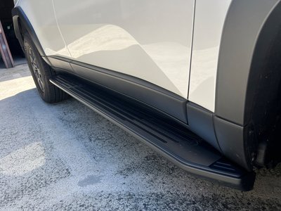 2025 Lexus GX thumbnail 18