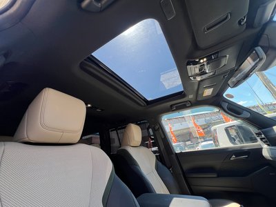 2025 Lexus GX thumbnail 34