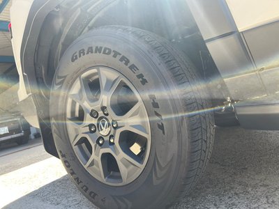 2025 Lexus GX thumbnail 14