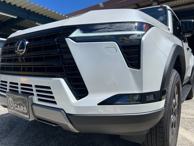 صورة 7 لـ 2025 Lexus GX