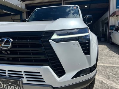 صورة 6 لـ 2025 Lexus GX