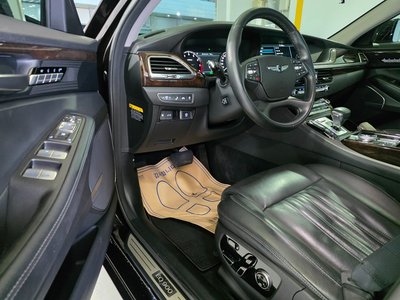 2017 Genesis EQ900 thumbnail 16