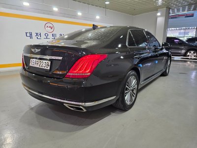 2017 Genesis EQ900 照片 6