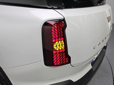 MINI COUNTRYMAN - 10