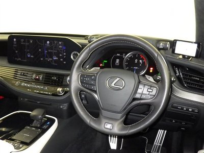 LEXUS LS - 8