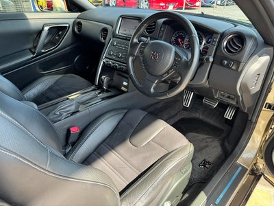 2015 Nissan GT-R 照片 16