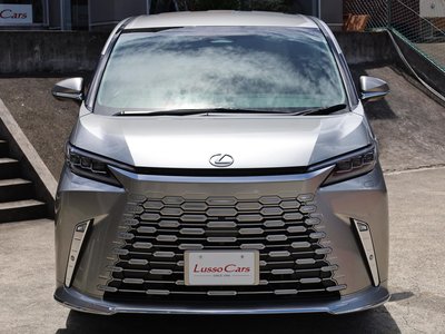 صورة 2 لـ 2024 Lexus LM