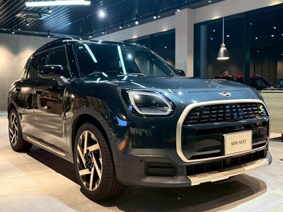 MINI COUNTRYMAN - 9