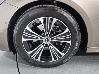 MERCEDES-BENZ E-CLASS - 7