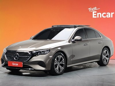 MERCEDES-BENZ E-CLASS - 1