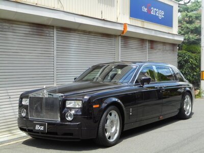 ROLLS-ROYCE PHANTOM