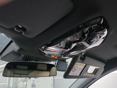 2025 BMW 5 SERIES — миниатюра 22