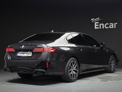 صورة 5 لـ 2025 BMW 5 SERIES