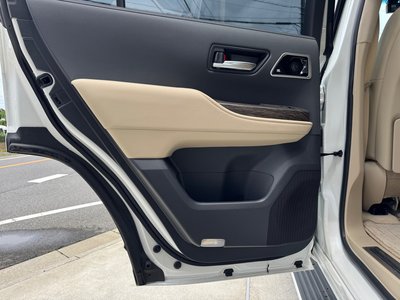 2025 Toyota LAND CRUISER 300 — миниатюра 62